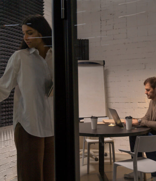 How to Choose the Right Office Space For Lease in a Hybrid Work Era