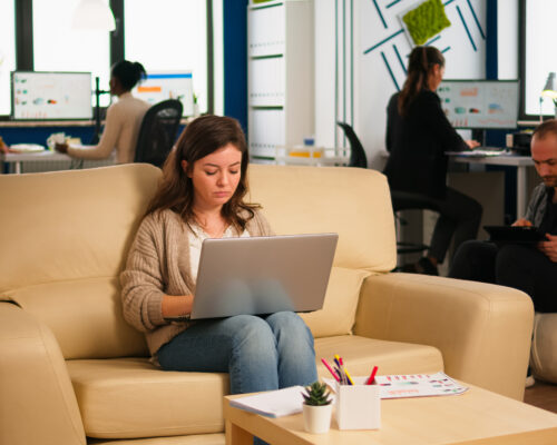 Office Space For Lease vs Co-Working Space: Which One is Better?