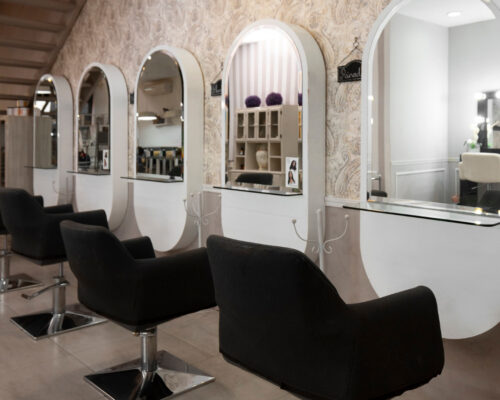 Is a Spa Rental Space Better Than Opening Your Own Salon?